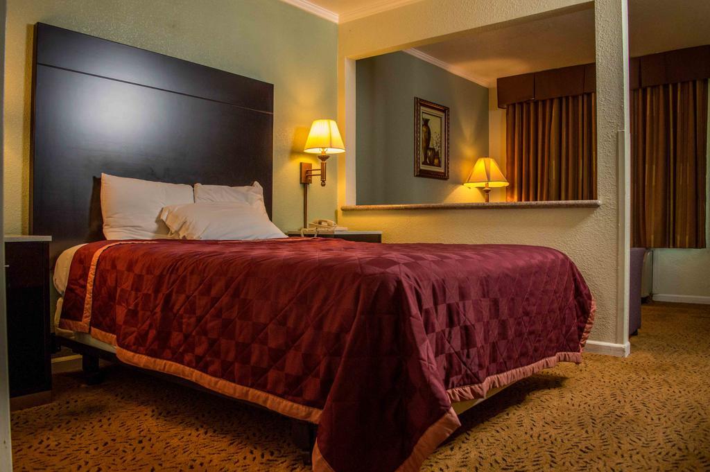 Executive Inn & Suites Sacramento Dış mekan fotoğraf