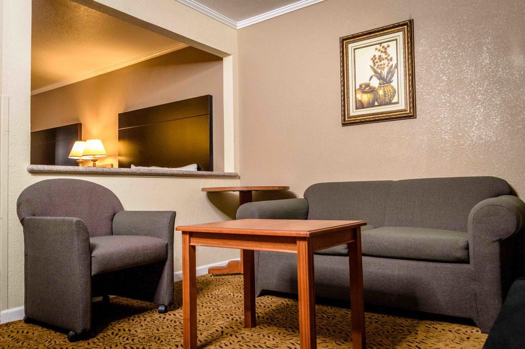 Executive Inn & Suites Sacramento Dış mekan fotoğraf
